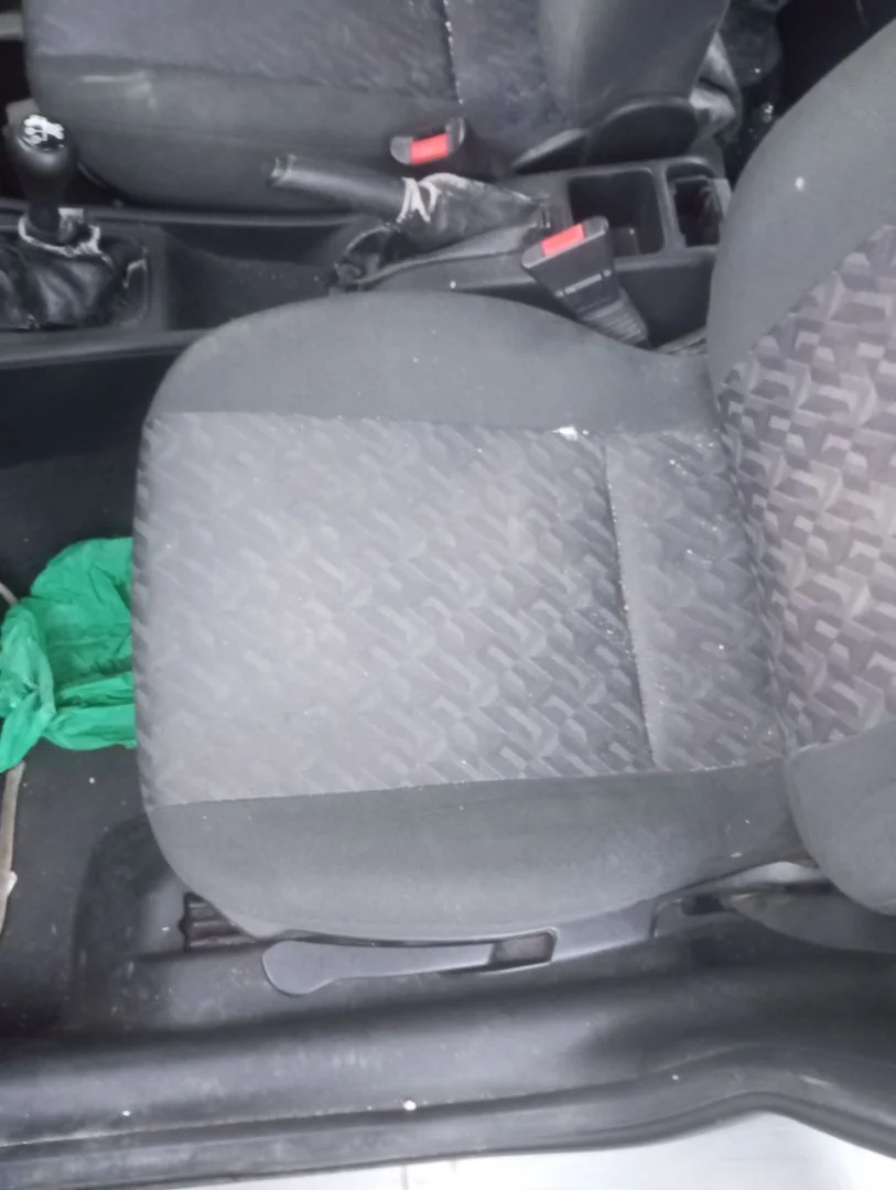 Foto de ASIENTO DELANTERO IZQUIERDO OPEL ASTRA G BERLINA 1.6 CAT (Z 16 SE / L55) (84 CV / 62 KW)