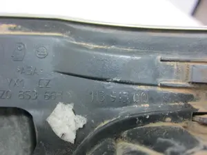 Foto de REJILLA DELANTERA SKODA OCTAVIA BERLINA (1Z3) referencia 1Z0853668 foto 4