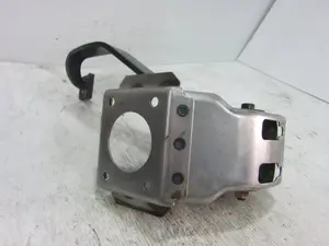 Foto de PEDAL FRENO MITSUBISHI L200 (K70) 2.5 Turbodiesel (99 CV / 73 KW) referencia MR133152 foto 5