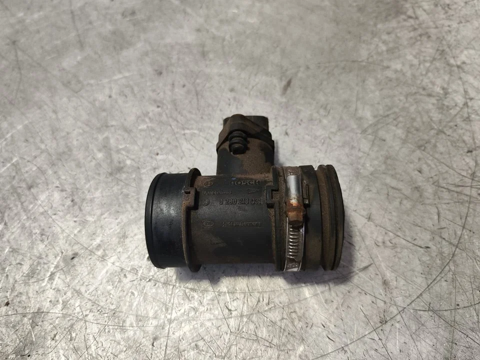 Foto de CAUDALIMETRO OPEL CORSA C 1.2 16V CAT (Z 12 XE / LW4) (75 CV / 55 KW) referencia 0280218031
