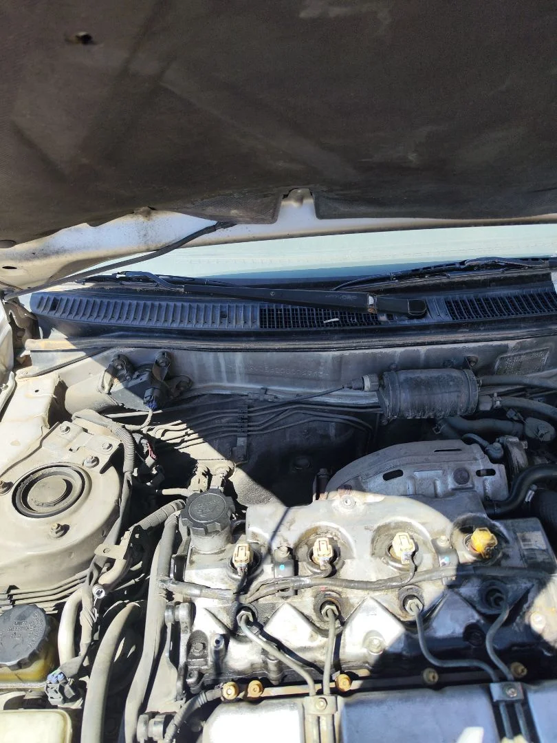 Foto de BRAZO LIMPIA DELANTERO DERECHO TOYOTA COROLLA (E11) 2.0 Turbodiesel CAT (90 CV / 66 KW) referencia 8521112350