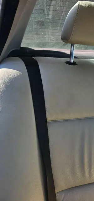 Foto de CINTURON SEGURIDAD TRASERO DERECHO BMW SERIE 3 BERLINA (E90) 2.0 CAT (129 CV / 95 KW)