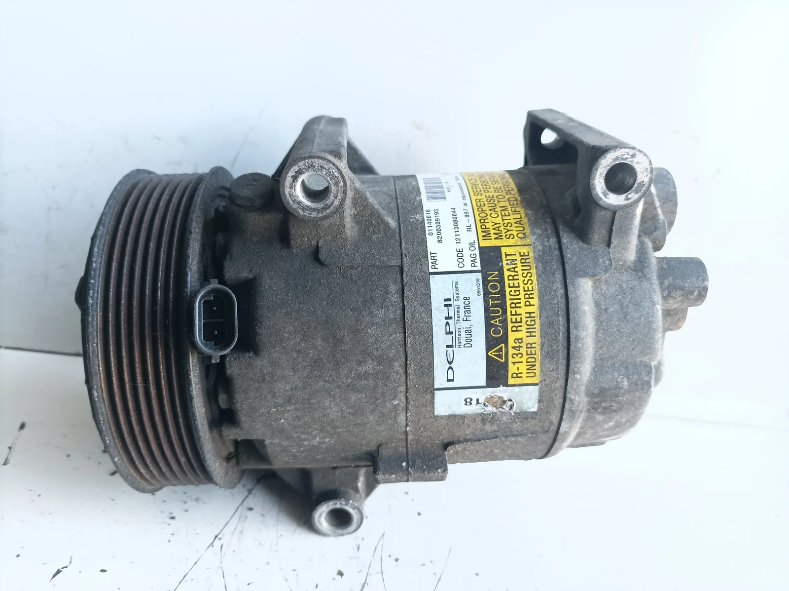 Foto de COMPRESOR AIRE ACONDICIONADO RENAULT MEGANE II BERLINA 5P referencia 8200309193