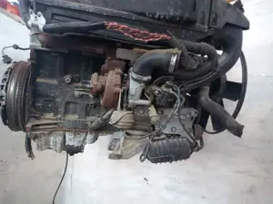 Foto de MOTOR COMPLETO BMW SERIE 5 BERLINA (E39) 2.5 24V Turbodiesel CAT (163 CV / 120 KW) referencia 256D1 foto 5