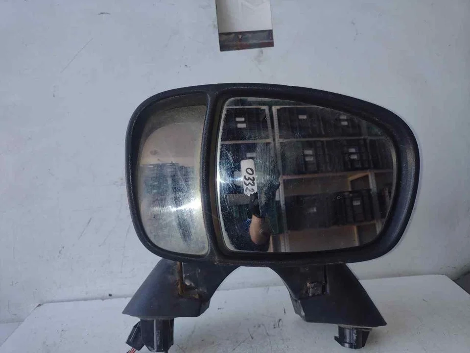 Foto de RETROVISOR IZQUIERDO OPEL VIVARO FURGÓN/COMBI 2.0 16V CDTI (114 CV / 84 KW) referencia E2010022