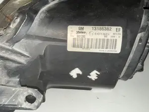 Foto de FARO DERECHO OPEL CORSA D 1.2 16V CAT (Z 12 XEP / LB4) (80 CV / 59 KW) referencia 13186382 foto 2