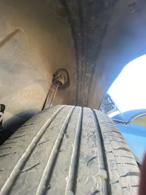 Foto de PASO RUEDA TRASERO IZQUIERDO VOLKSWAGEN GOLF IV BERLINA (1J1)(10.1997) 1.9 TDI (110 CV / 81 KW)