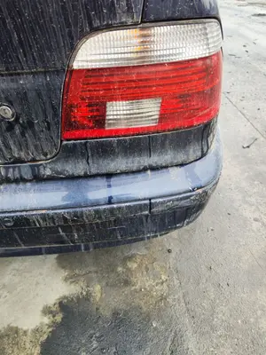 Foto de PILOTO TRASERO DERECHO BMW SERIE 5 BERLINA (E39) 3.0 24V Turbodiesel CAT (193 CV / 142 KW) referencia 15358300