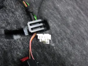 Foto de GUARNECIDO PUERTA TRASERA IZQUIERDA PORSCHE MACAN (95BA) referencia 95B867211 foto 5