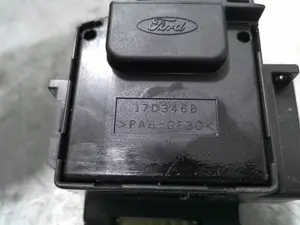 Foto de MANDO LIMPIA FORD FOCUS BERLINA (CAP) 1.6 TDCi CAT (109 CV / 80 KW) referencia 17D346B foto 2