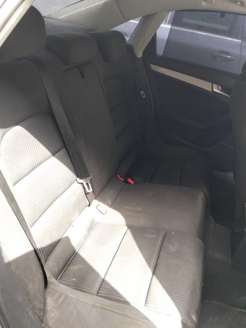 Foto de ASIENTO TRASERO MEDIO AUDI A4 BERLINA (8K2) 2.0 16V TDI (143 CV / 105 KW)