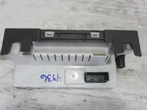 Foto de PANTALLA MULTIFUNCION RENAULT CLIO III 1.5 dCi Diesel (68 CV / 50 KW) referencia 8200307273 C foto 3