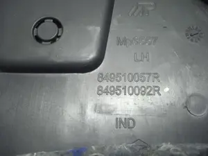 Foto de NO IDENTIFICADO DACIA DUSTER I 1.5 dCi Diesel CAT (86 CV / 63 KW) referencia 849510057R foto 3