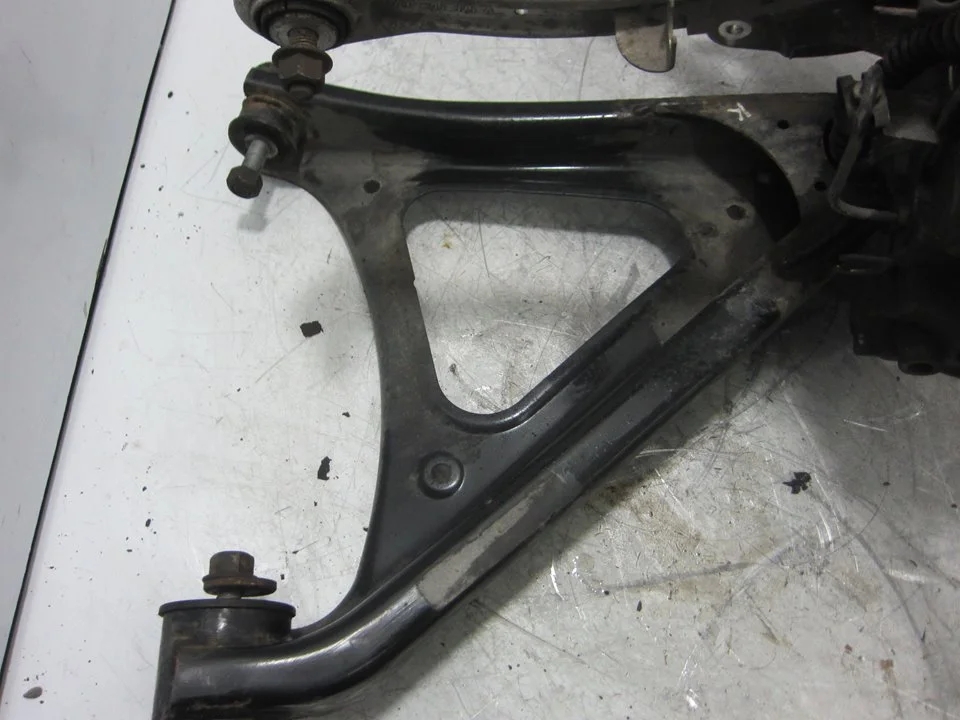 Foto de BRAZO SUSPENSION INFERIOR TRASERO IZQUIERDO PORSCHE CAYENNE (TIPO 92A) referencia 7P5505351