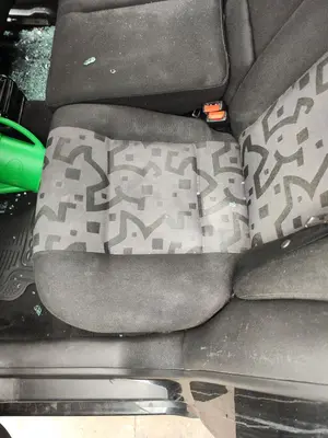 Foto de ASIENTOS TRASERO IZQUIERDO VOLKSWAGEN BORA BERLINA (1J2)(1998) 1.9 TDI (110 CV / 81 KW)