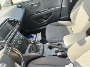 Foto de CONSOLA CENTRAL SEAT LEON ST 5F8 1.6 TDI (105 CV / 77 KW) referencia 5F0863243A