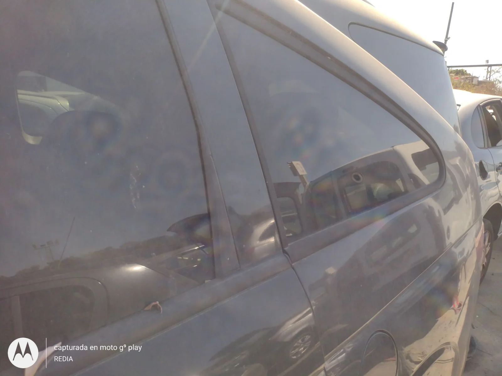 Foto de LUNA CUSTODIA TRASERA DERECHA SSANGYONG RODIUS 2.7 Turbodiesel CAT (163 CV / 120 KW)