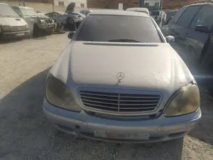 Foto de PARAGOLPES DELANTERO MERCEDES-BENZ CLASE S (BM 220) BERLINA 5.0 V8 24V CAT (306 CV / 225 KW) foto 3