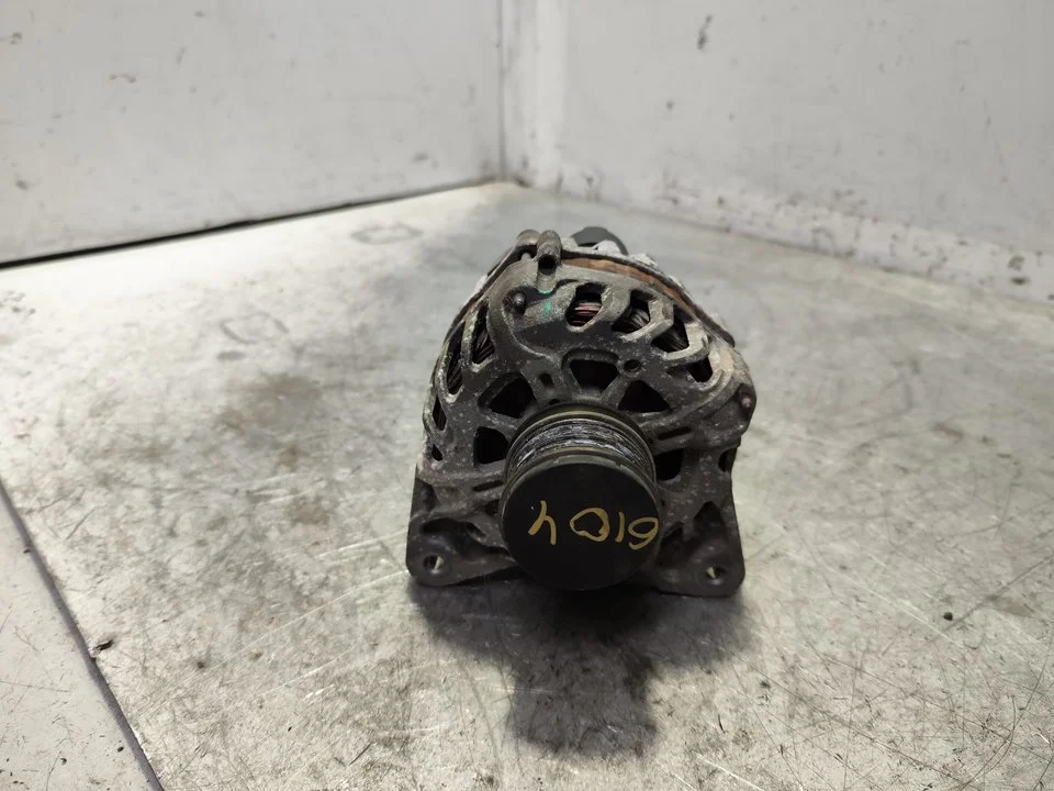 Foto de ALTERNADOR RENAULT CAPTUR I 1.5 dCi Diesel FAP (110 CV / 81 KW) referencia 231008918R