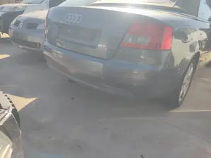 Foto de PARAGOLPES TRASERO AUDI A4 CABRIOLET (8H) 2.5 V6 24V TDI (163 CV / 120 KW)