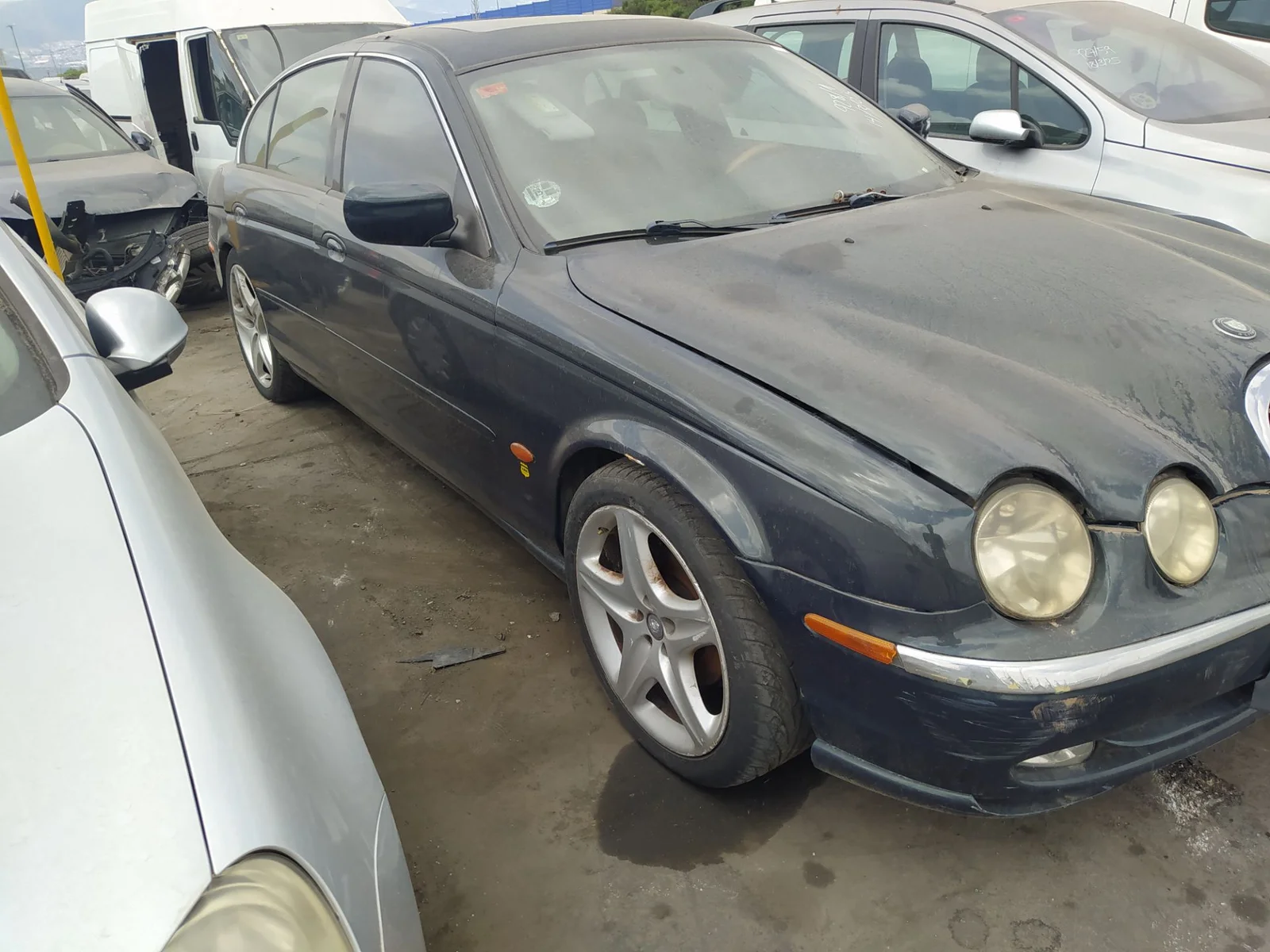 Foto de ALETA DELANTERA DERECHA JAGUAR S-TYPE (03.1999) 4.0 V8 32V CAT (276 CV / 203 KW)
