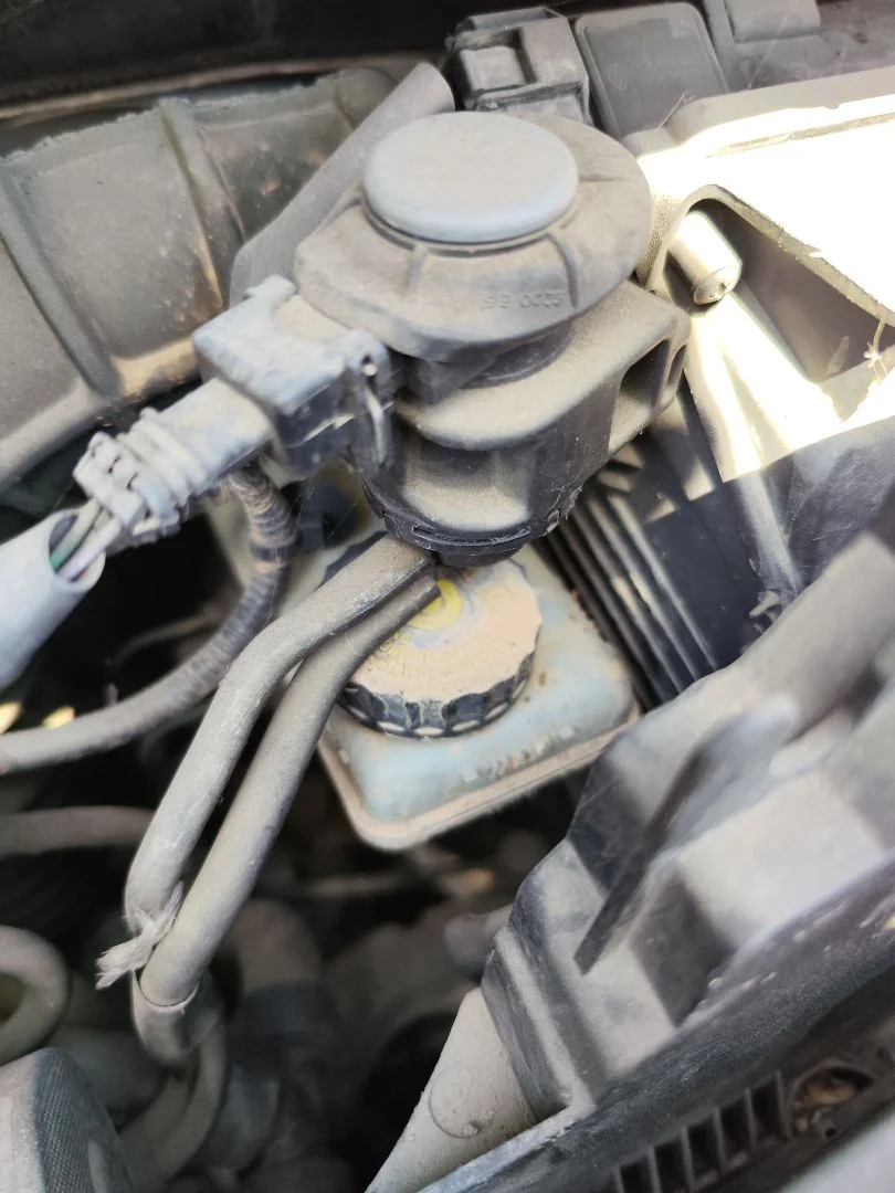 Foto de VALVULA AIRE ADICIONAL RENAULT KANGOO II (F/KW0) 1.5 dCi Diesel CAT (86 CV / 63 KW) referencia 146505272R