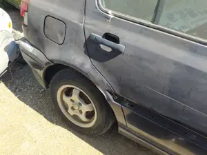 Foto de PASO RUEDA TRASERO DERECHO VOLKSWAGEN GOLF III (1H1)(11.1991) 1.6  (75 CV / 55 KW)
