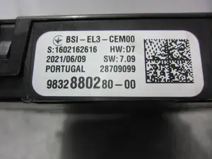 Foto de CAJA RELES / FUSIBLES OPEL CROSSLAND X 1.2 (110 CV / 81 KW) referencia 9832880280 foto 3