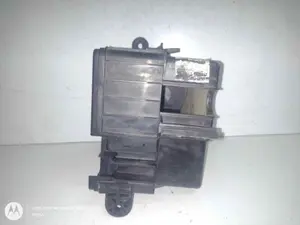 Foto de CAJA RELES / FUSIBLES HYUNDAI SANTA FE (SM) 2.0 CRDi CAT (113 CV / 83 KW) referencia 9128826203 foto 5