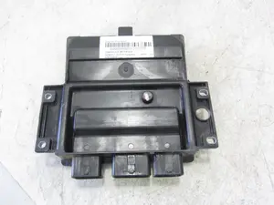 Foto de CENTRALITA MOTOR UCE RENAULT CLIO III 1.5 dCi Diesel (106 CV / 78 KW) referencia 8200399038 foto 2