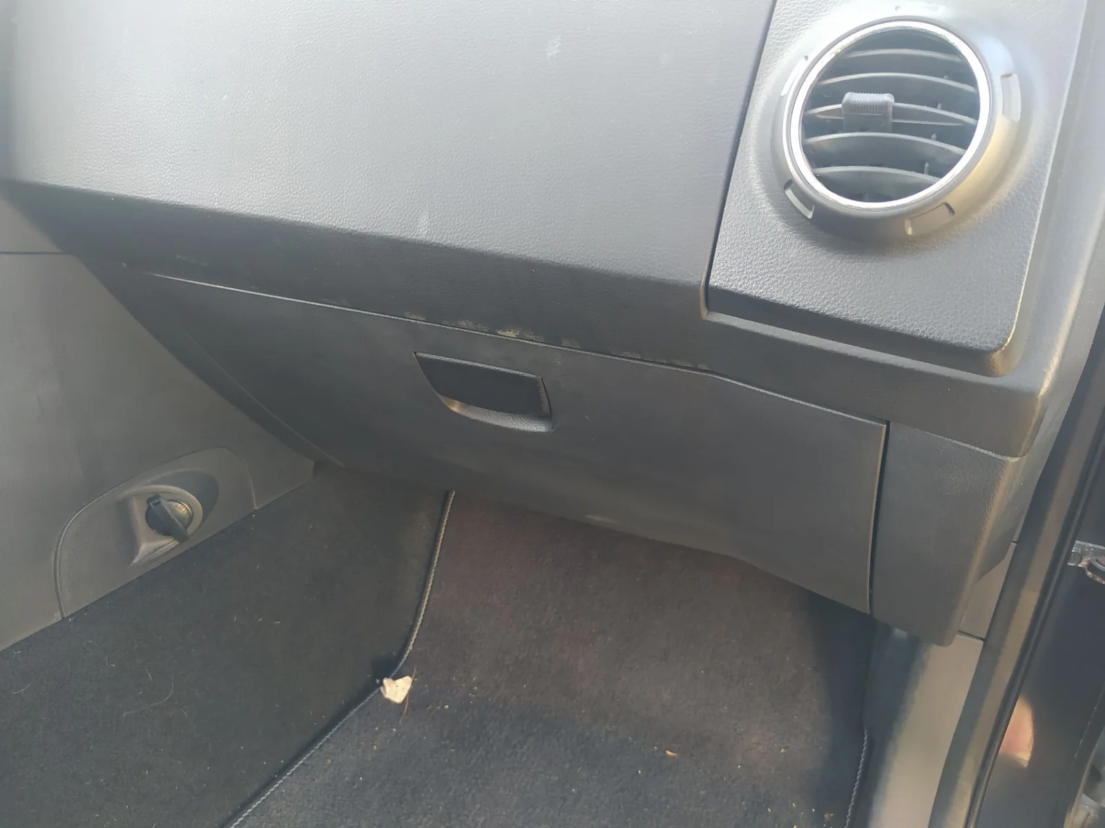 Foto de GUANTERA SSANGYONG ACTYON 2.0 TD CAT (141 CV / 104 KW)