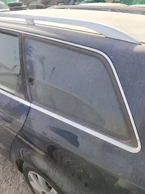 Foto de LUNA CUSTODIA TRASERA IZQUIERDA AUDI A4 AVANT (8E) 1.9 TDI (131 CV / 96 KW)