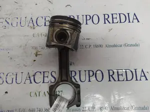 Foto de PISTON RENAULT LAGUNA III BERLINA referencia 1065.3 foto 2