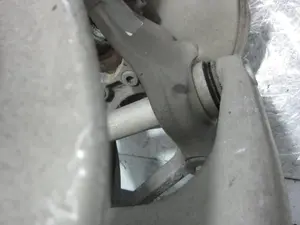 Foto de BRAZO SUSPENSION INFERIOR TRASERO DERECHO PORSCHE MACAN (95BA) referencia 8R0505312F foto 2