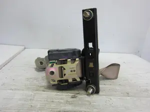 Foto de CINTURON SEGURIDAD TRASERO IZQUIERDO BMW SERIE X5 (E53) 3.0 24V CAT (231 CV / 170 KW) referencia 33000341E