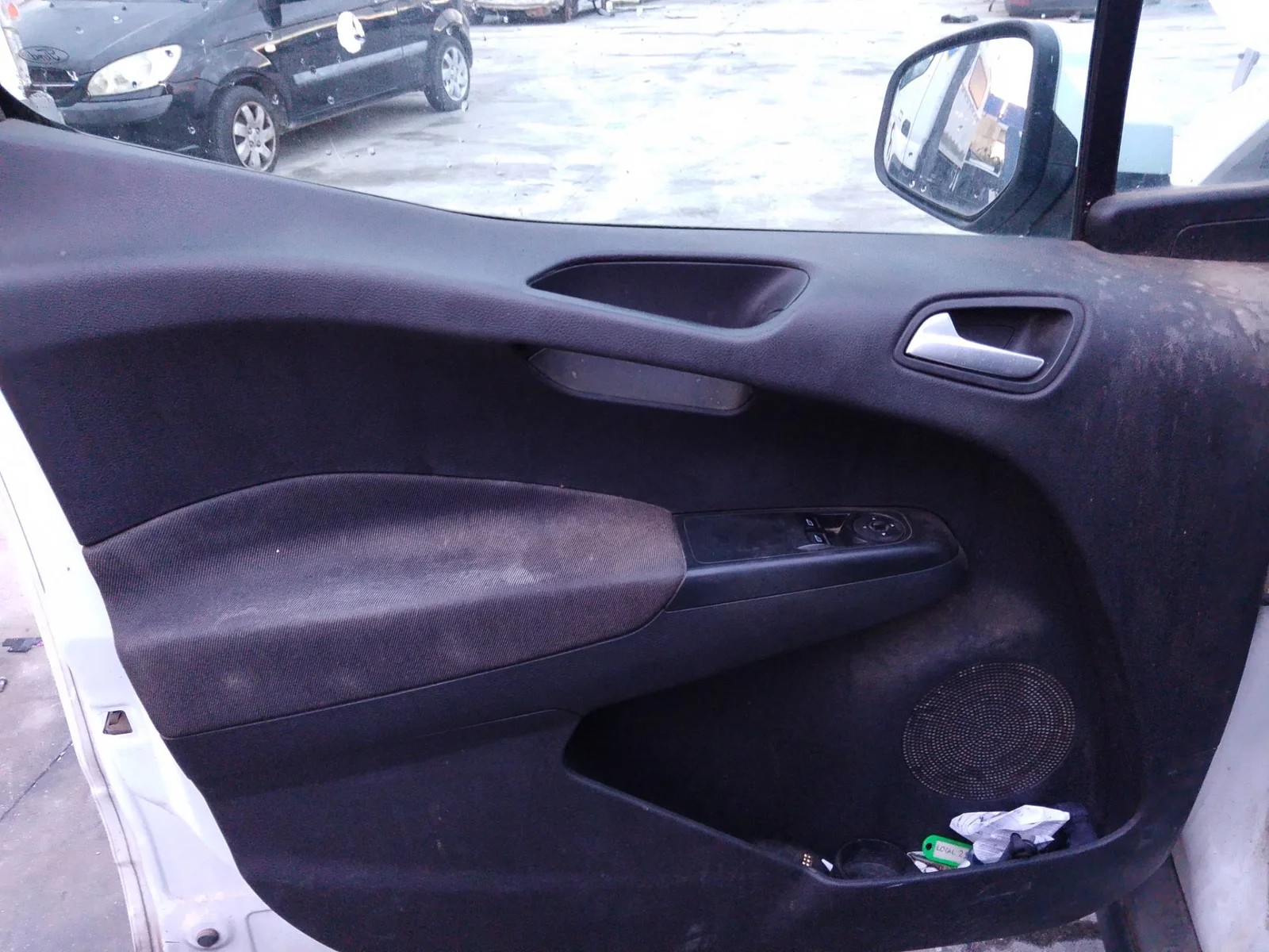 Foto de GUARNECIDO PUERTA DELANTERA IZQUIERDA FORD TRANSIT COURIER (C4A) 1.5 TDCi CAT (95 CV / 70 KW) referencia ET76V23943A