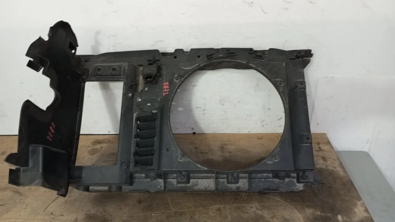 Foto de PANEL FRONTAL CITROEN C4 PICASSO 1.6 HDi FAP (112 CV / 82 KW) referencia 40026470