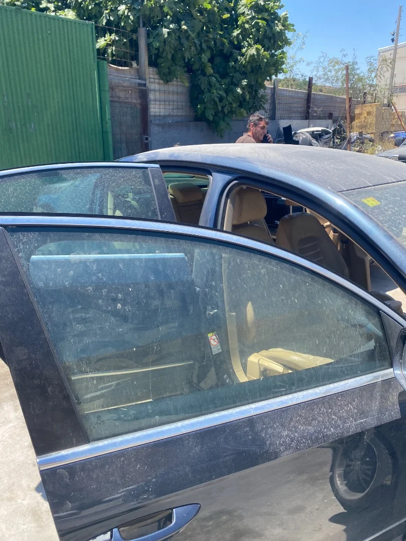 Foto de LUNA DELANTERA DERECHA VOLKSWAGEN PASSAT BERLINA (3C2) 2.0 TDI (140 CV / 103 KW) referencia 3C4845202B