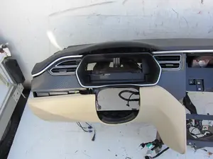 Foto de SALPICADERO BMW SERIE X5 (E53) 3.0 24V CAT (231 CV / 170 KW) referencia 824898310 foto 5