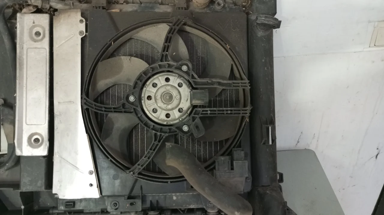 Foto de ELECTROVENTILADOR CITROEN C3 1.1 (60 CV / 44 KW) referencia 9653804080