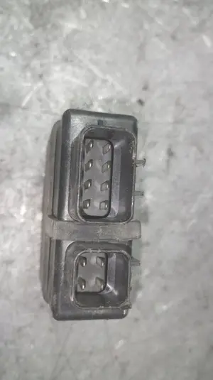 Foto de NO IDENTIFICADO SUZUKI INTRUDER 250cc (24 cv/ 17.897) referencia 3290027F00 foto 2