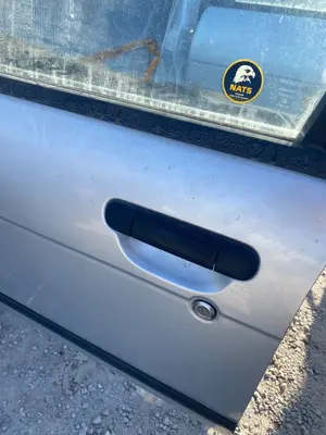 Foto de MANETA EXTERIOR DELANTERA IZQUIERDA NISSAN ALMERA (N15) 2.0 Diesel (75 CV / 55 KW)
