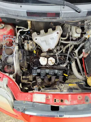 Foto de DESPIECE MOTOR CHEVROLET KALOS 1.2 CAT (72 CV / 53 KW) referencia B12S1