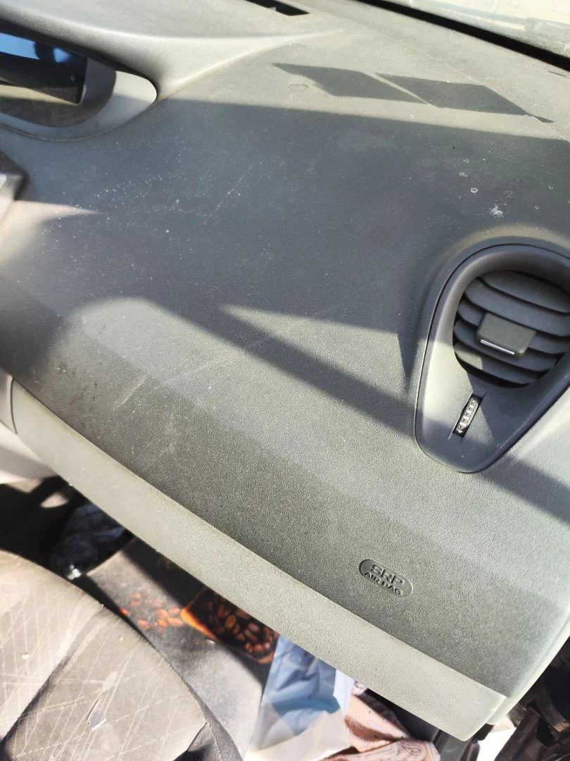 Foto de AIRBAG DELANTERO DERECHO RENAULT SCENIC II (JM) 1.5 dCi Diesel (106 CV / 78 KW)