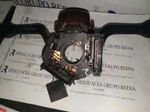 Foto de MANDO LUCES VOLKSWAGEN GOLF III (1H1)(11.1991) referencia QB91 foto 2