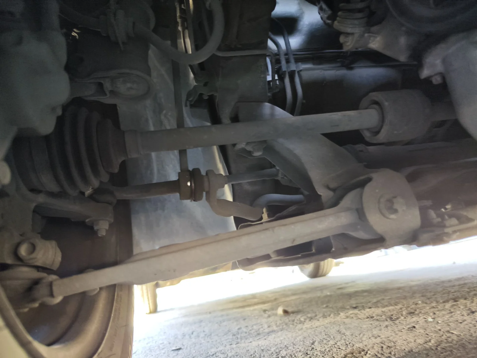 Foto de TRANSMISION DELANTERA DERECHA OPEL CORSA D 1.2 16V CAT (Z 12 XEP / LB4) (80 CV / 59 KW)
