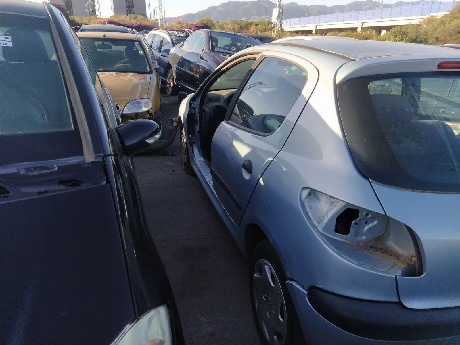 Foto de AMORTIGUADOR TRASERO IZQUIERDO PEUGEOT 206 1.6 (88 CV / 65 KW) referencia 5206R5