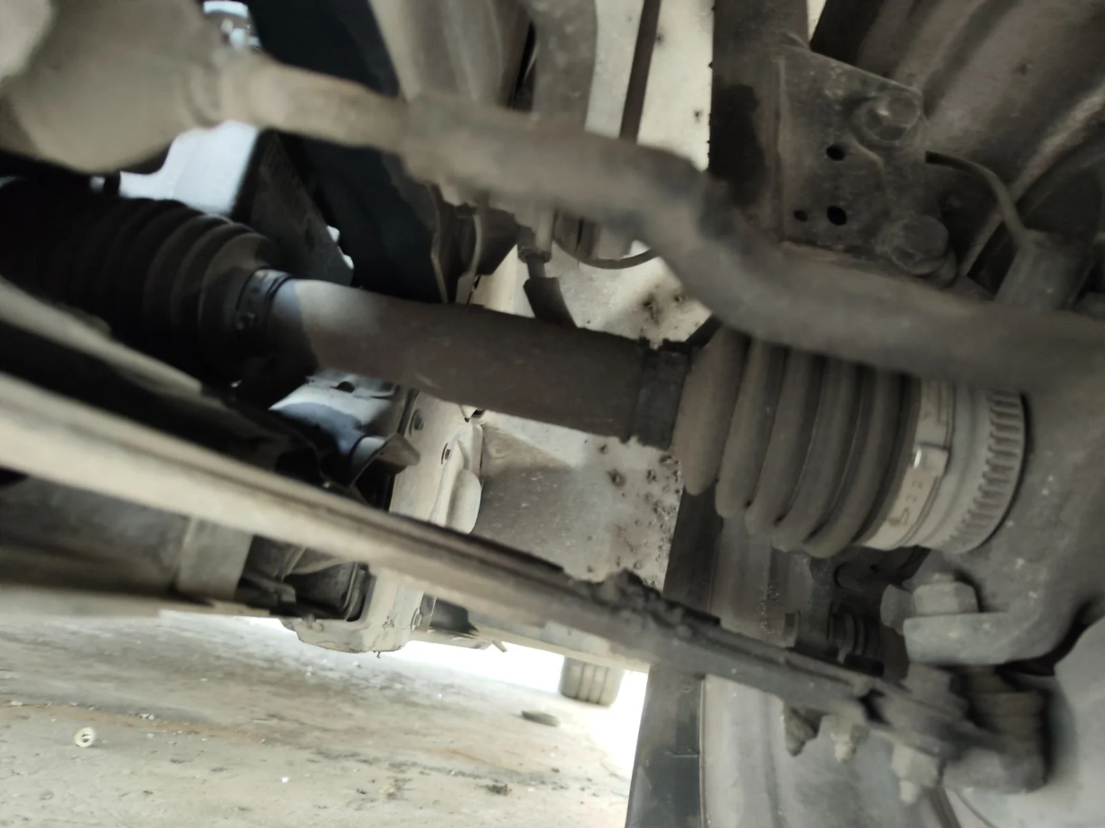 Foto de BRAZO SUSPENSION DELANTERO IZQUIERDO MERCEDES-BENZ CLASE A (BM 168) 1.4 CAT (82 CV / 60 KW)