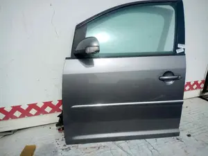 Foto de PUERTA DELANTERA IZQUIERDA VOLKSWAGEN TOURAN (1T2) 1.9 TDI (105 CV / 77 KW) foto 3