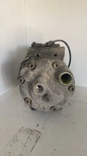 Foto de COMPRESOR AIRE ACONDICIONADO AUDI A4 AVANT (B5) referencia 8D0260805D foto 6